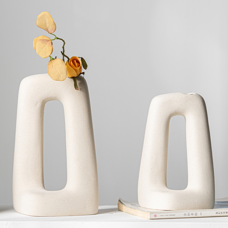 Simple large shorts in a floral high-end white ceramic vase matte craft decorative ornament