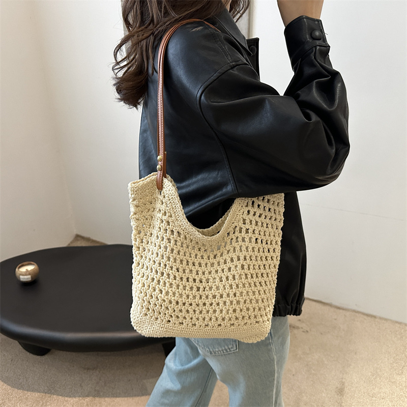 Large capacity summer beautiful one-shoulder beach vacation beach bag woven leisure commuter tote bag for women