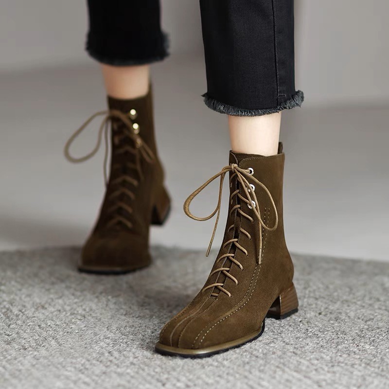 Green lace-up short boots for women with thick heel soft leather matte autumn and winter fashion retro simple square toe mid-heel Martin boots
